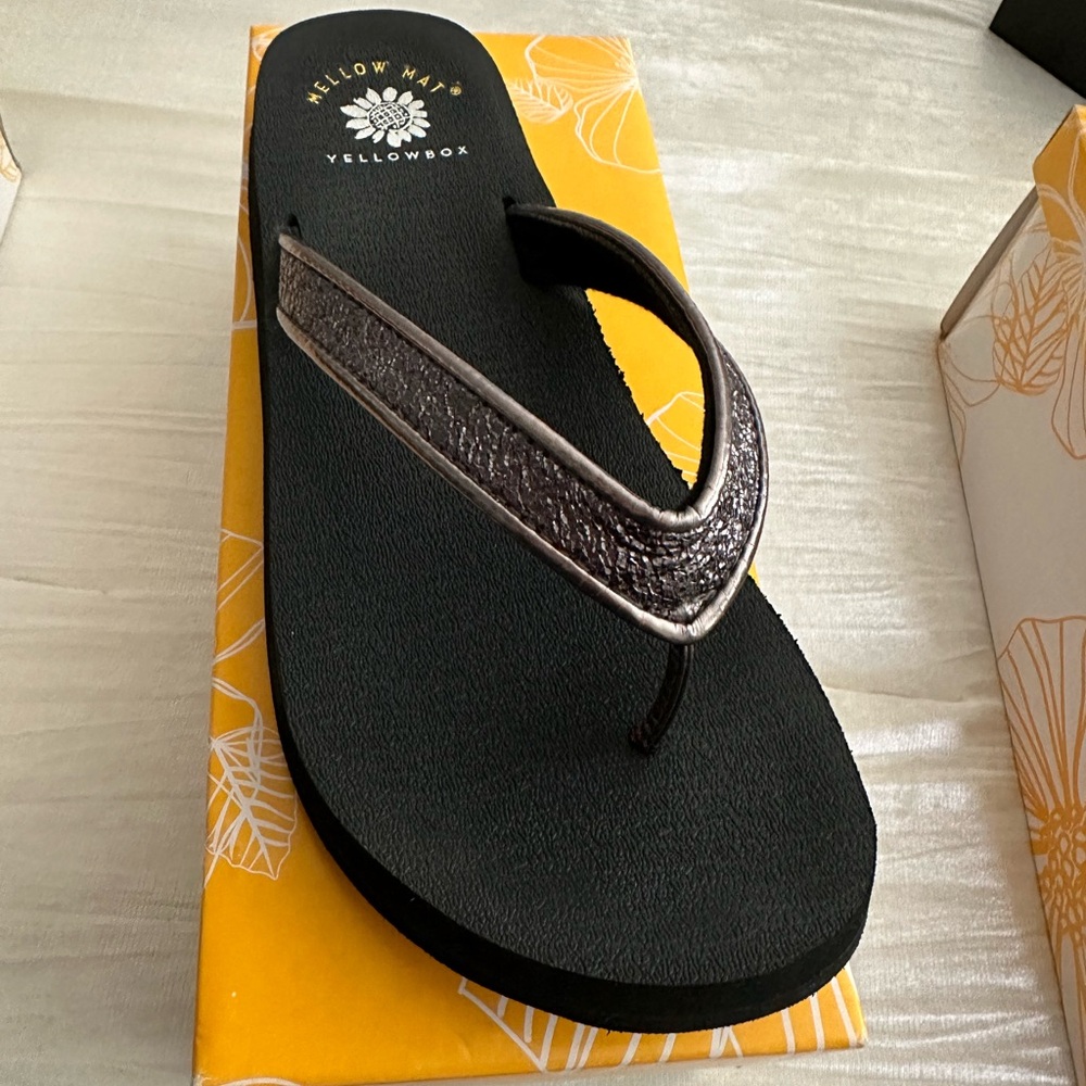 Yellow Box size 10